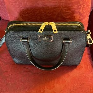 Kate Spade Satchel Bag RN 0102760 CA 57710 Fabulous Condition!